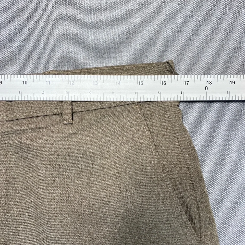 Vintage Levis Action Slacks Mens 34x32 Tan Brown Polyester‎ Straight Leg Pants